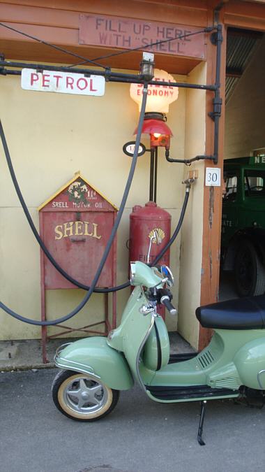Retro Neco Abruzzi needs petrol
